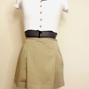 Vintage BCBG pleated skirt